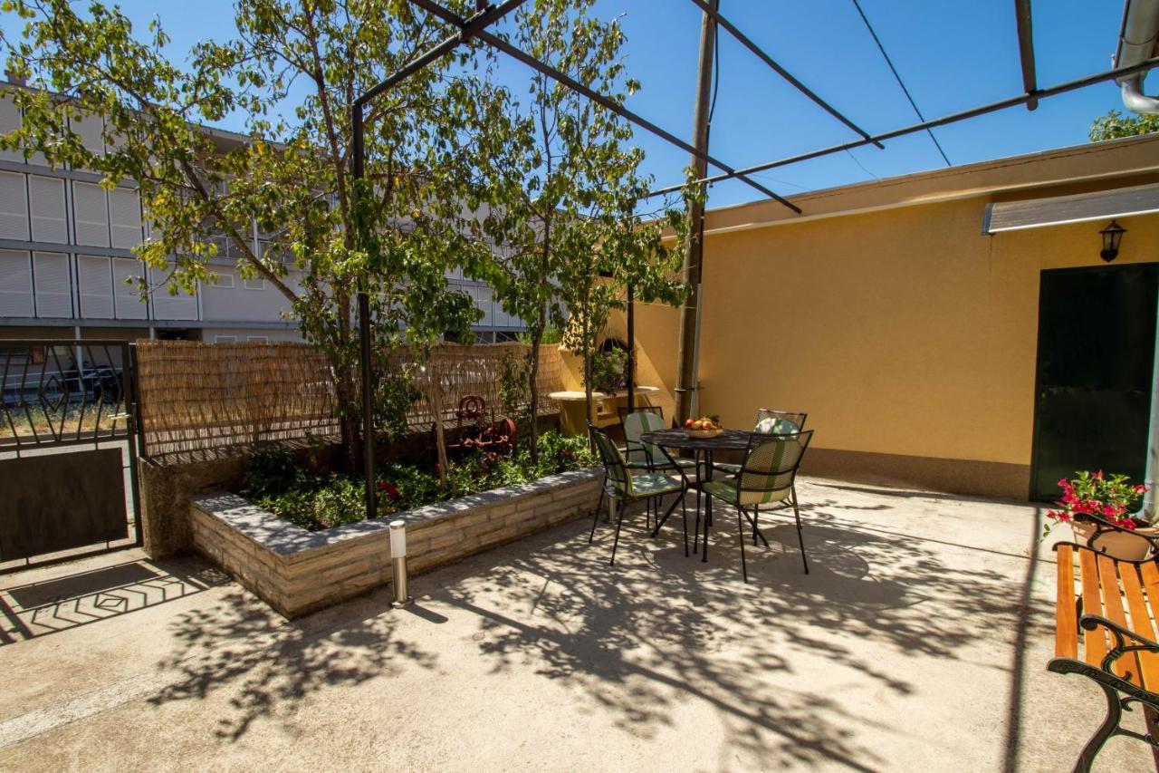 Apartman Ivan Drniš Zewnętrze zdjęcie